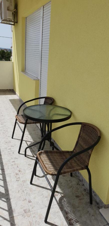 Apartmani Milutin Brodarica  Ngoại thất bức ảnh