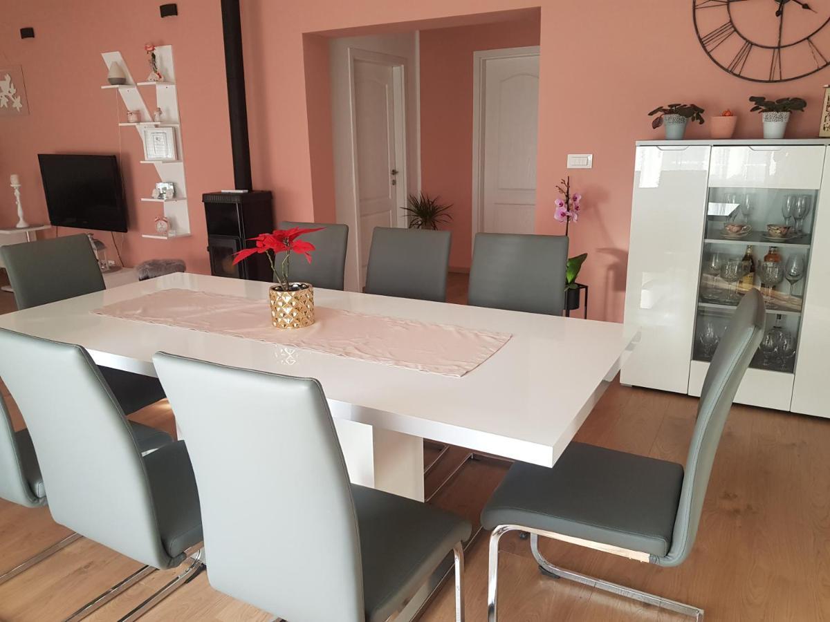 Apartmani Milutin Brodarica  Ngoại thất bức ảnh